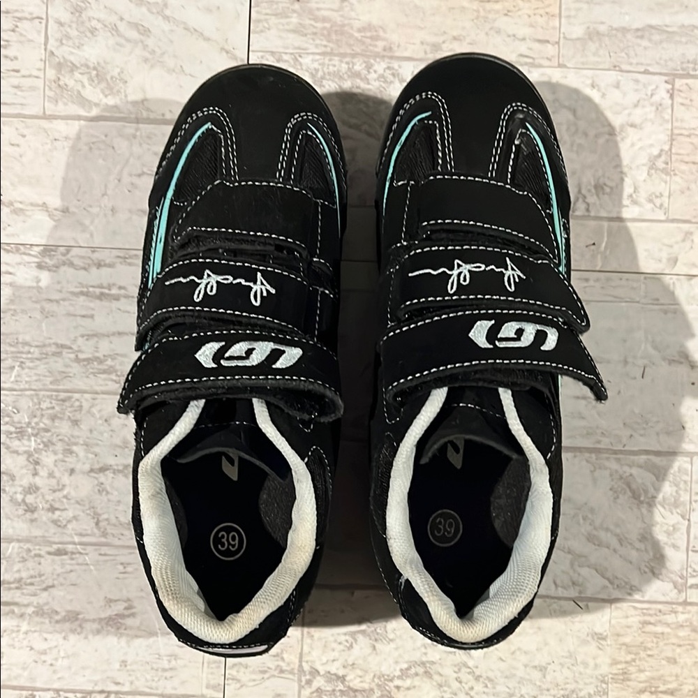 ERGO GRIP Spin shoe